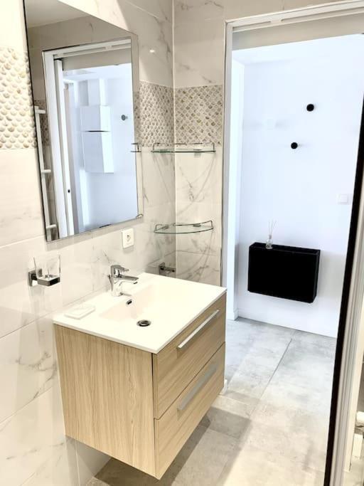 Appartement Saint-Raphael Esterno foto