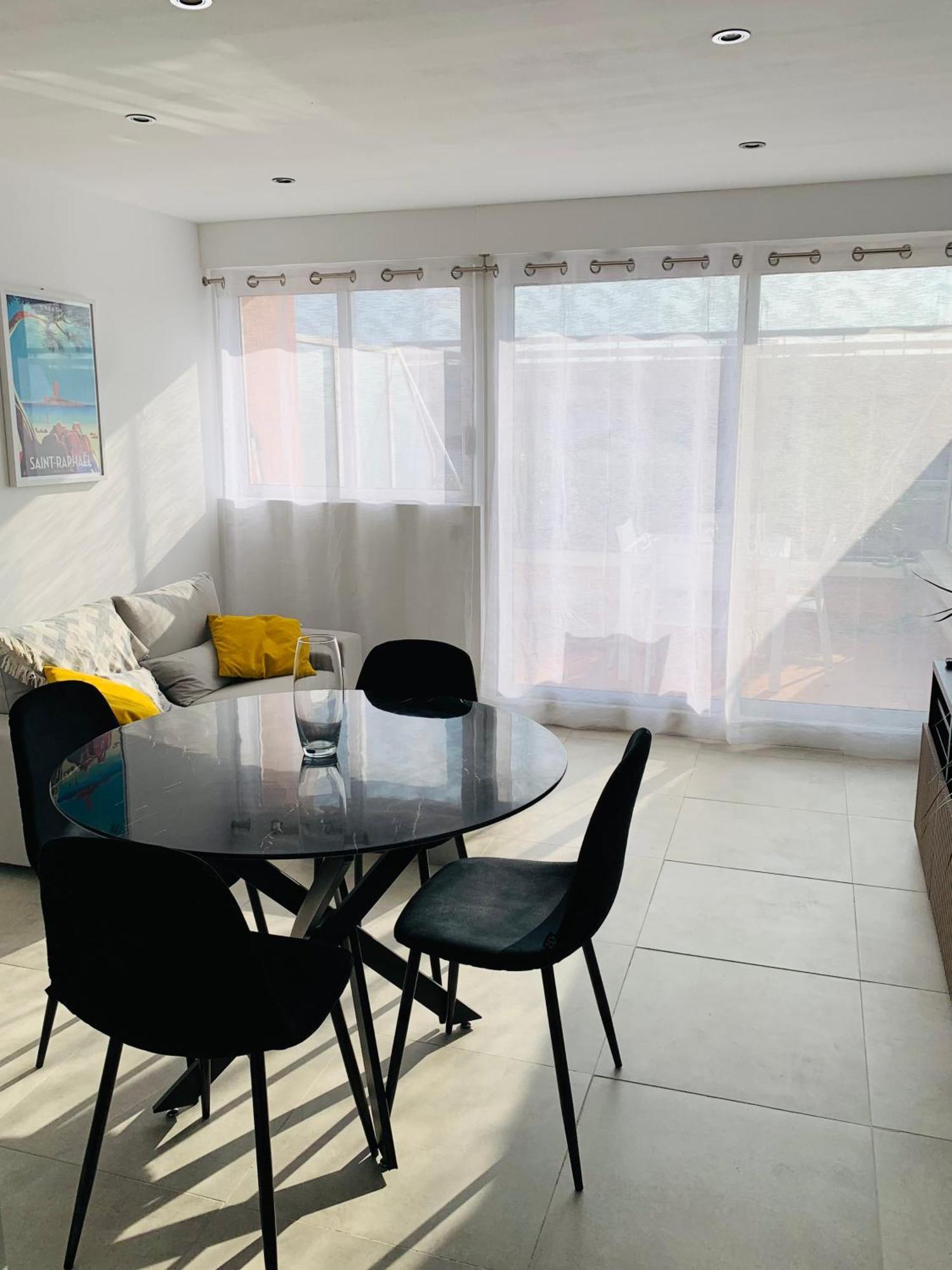 Appartement Saint-Raphael Esterno foto